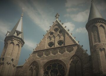 Foto van de torens van de Ridderzaal op het Binnenhof